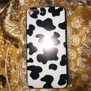 Iphone 7plus cow print case